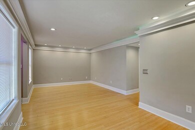05-73 Breakers Ln