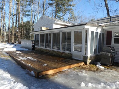 Porch - additional view
