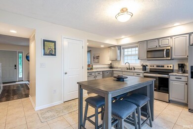 2555 S Addisyn Ln, Bloomington, IN 47403 - photo 3