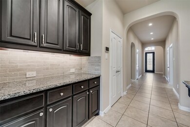 3917 Crosstrees Dr, Lake Dallas, TX 75065 - photo 6