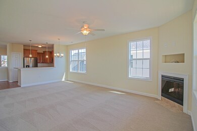 72 Windgate Cir unit 204, Fishersville, VA 22939 - photo 7