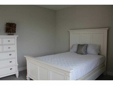 144 Bayridge Dr unit 17A, Middletown, RI 02842 - photo 4