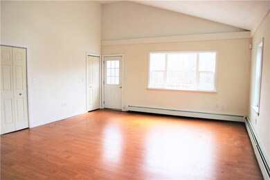 163 Railroad St, Woonsocket, RI 02895 - photo 4