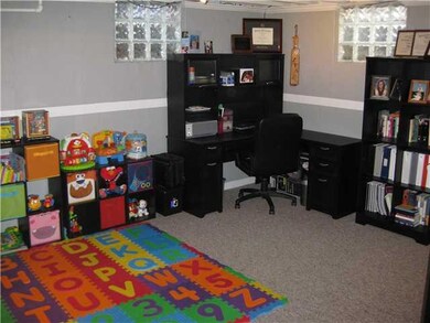 626 Killian Dr, Beech Grove, IN 46107 - photo 7