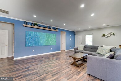 6911 Castleton Dr, Fredericksburg, VA 22407 - photo 5