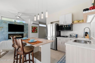 209 Gull Circle-12