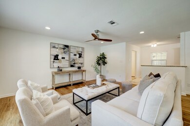 1050 W 30th St, Houston, TX 77018 - photo 6