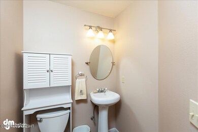 Bathroom 1 MS_5589