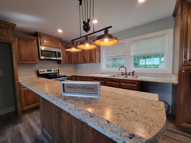 501 S Ramsey St, Manchester, TN 37355 - photo 6