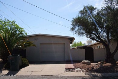Garage/side gate.