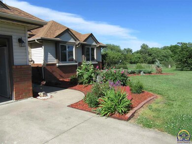 10221 Highway K4, Maple Hill, KS 66507 - photo 2