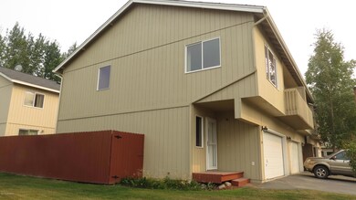 204 E 45th side photo