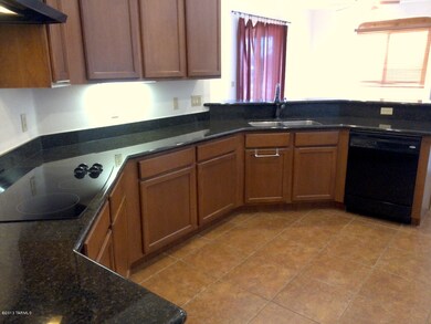 Loads of Counters in Kitchen