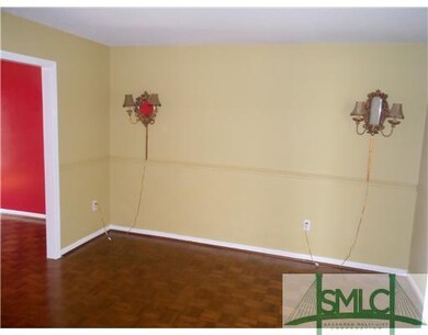 Dining Room. Formal Dining Room with Sconce Lights