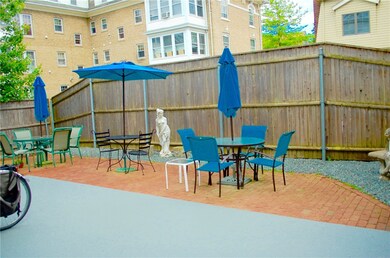 95 University Ave unit 2, Providence, RI 02906 - photo 5