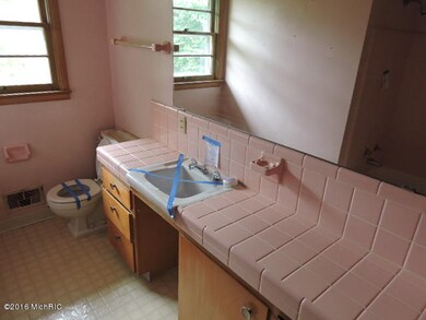 1513 Edith Ave NE, Grand Rapids, MI 49505 - photo 5