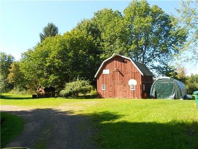 Yard/Garden Beautiful barn with water and electric