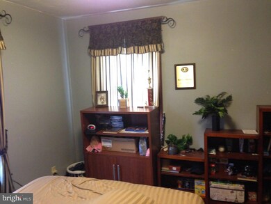 346 W High St, Womelsdorf, PA 19567 - photo 5