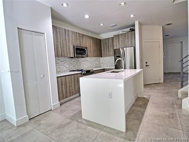 10262 NW 72nd Terrace, Doral, FL 33178 - photo 3