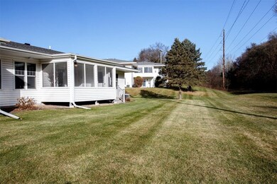 930 Tainter St unit B, Menomonie, WI 54751 - photo 2