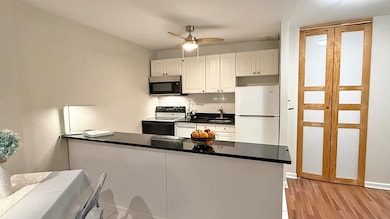 Troy Towers unit 112, Union City, NJ 07087 - photo 5