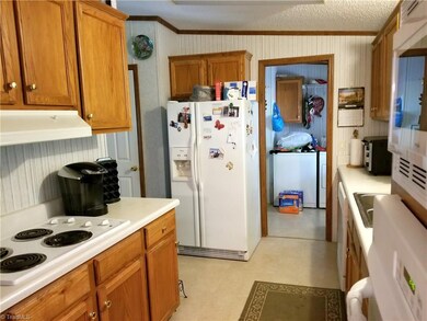 231 Spencer Meadow Rd, Asheboro, NC 27205 - photo 3