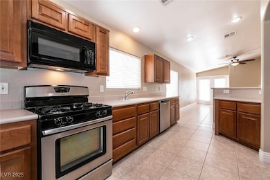 2295 Dakota Sky Ct, Henderson, NV 89052 - photo 2