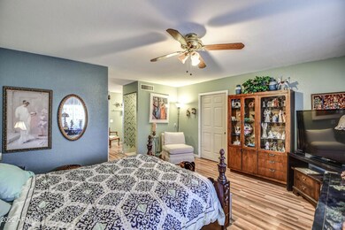owner suite 2