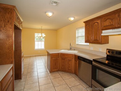 20944 E 38th St S, Broken Arrow, OK 74014 - photo 6