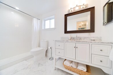 mls-16Bathroom
