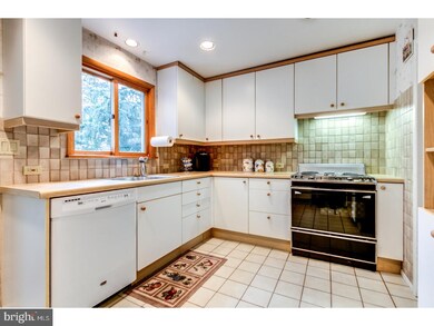 114 Sandra Rd, Wilmington, DE 19803 - photo 4