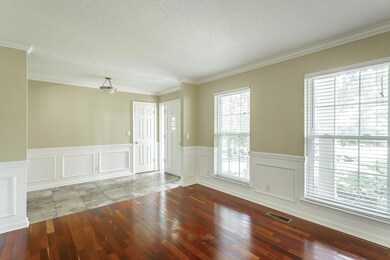 4518 Sherry Ln unit 3, Hixson, TN 37343 - photo 2