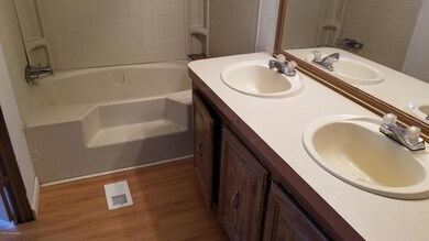 1025 Cecil Noel Rd, Bloomfield, KY 40008 - photo 5