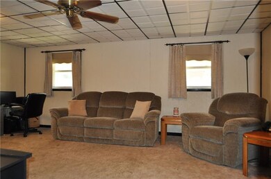 Spacious carpeted family room - perfect for relaxi