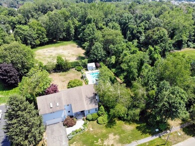 69 Deer Run Rd, West Springfield, MA 01089 - photo 7