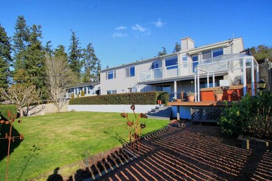 662 Gladstone Dr, Camano Island, WA 98282 - photo 2