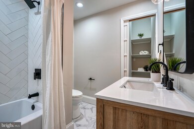 1711 Saint Paul St, Baltimore, MD 21202 - photo 3