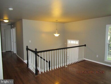 6705 Wilburn Dr, Capitol Heights, MD 20743 - photo 4