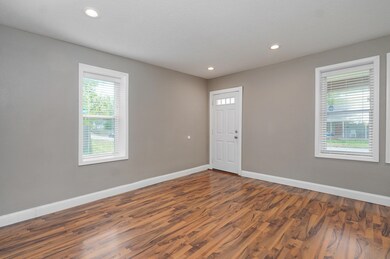 1207 West Elm St-7