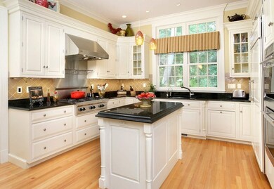 138 Valentine St, West Newton, MA 02465 - photo 6