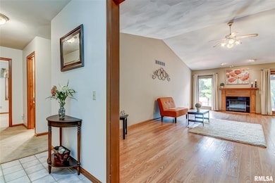 2809 Rainier Dr, Springfield, IL 62704 - photo 3