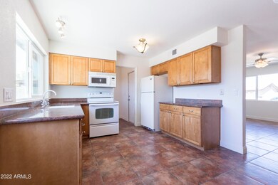 3511 W Detroit St, Chandler, AZ 85226 - photo 4