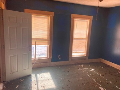 76 New Bridge St, West Springfield, MA 01089 - photo 6