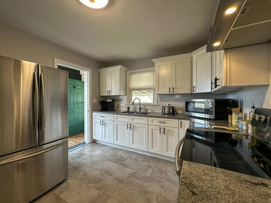83 Forge Rd001