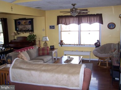 2153 Shawn Dr, Middletown, VA 22645 - photo 2