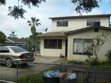 3 Bedroom Entrance