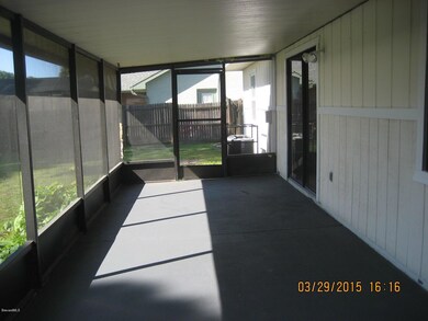 SCREENED PORCH