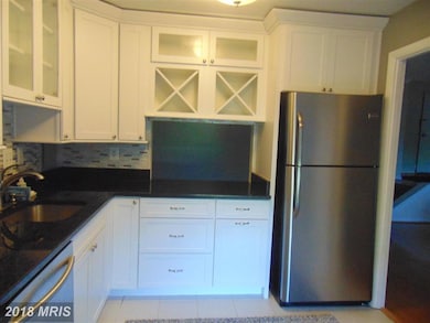 122 Roberts Ln unit 201, Alexandria, VA 22314 - photo 3