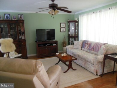 441 Parkview Dr, Mount Holly, NJ 08060 - photo 5