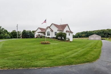 006-Front_View-3262823-medium